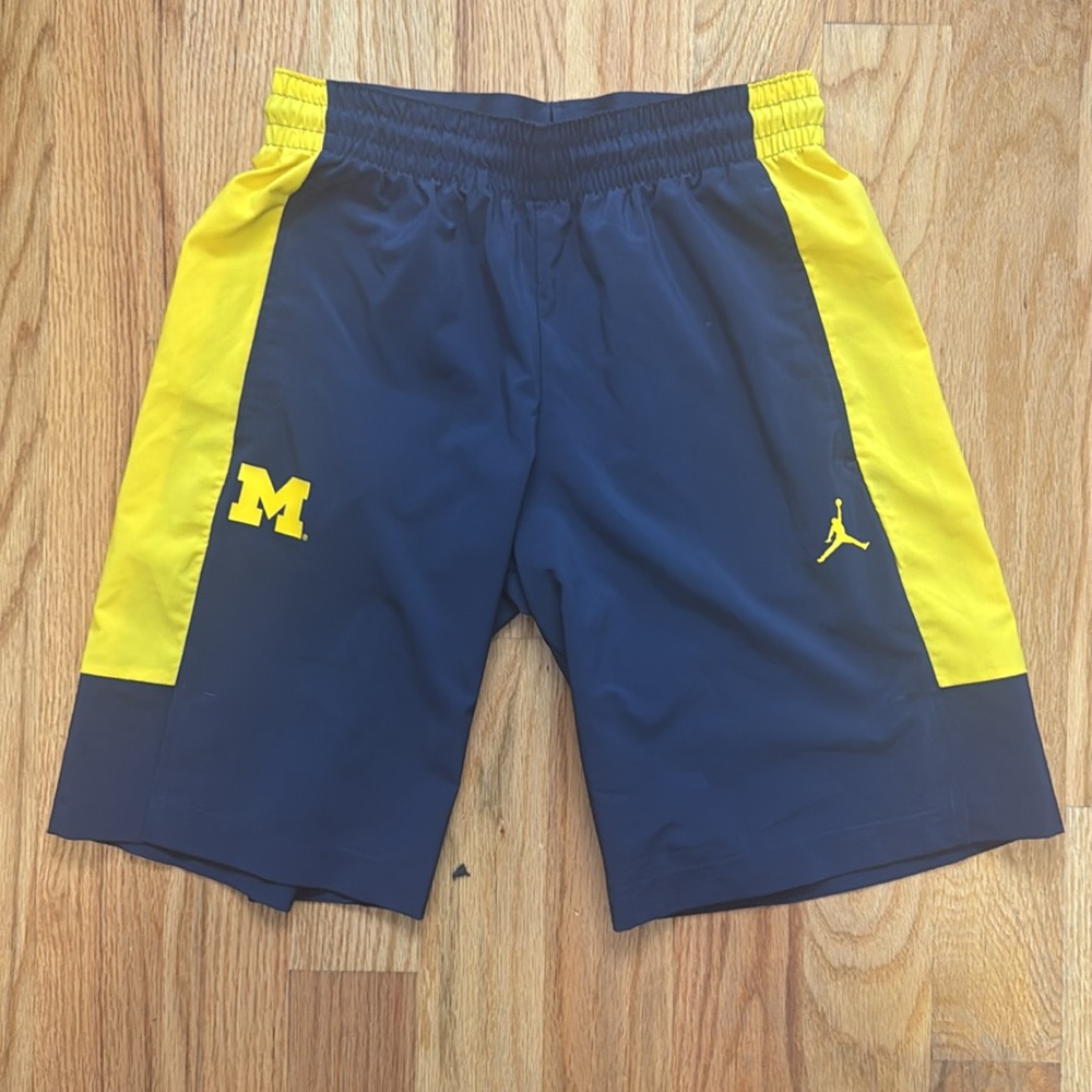 Michigan Wolverine Game Day Nike Air Jordan Shorts in Size Medium